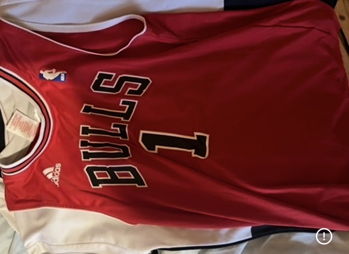 T-shirt: Maglia Lakers/chicago original  – Nuovo (secondo la descrizione) da Mesocco venduto da chr_9plc 1