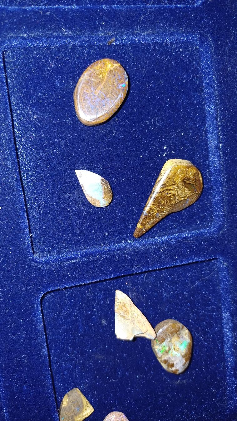 Pietre preziose: 38 Opale Australien – Usato da Flawil venduto da Naphtali 5