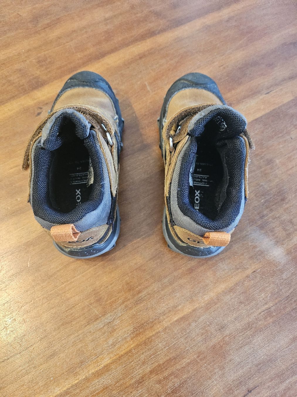 Geox Scarpe per ragazzi: Wanderschuhe Geox Grösse 24 – Usato da Baar venduto da Naedels-Kreationen 1