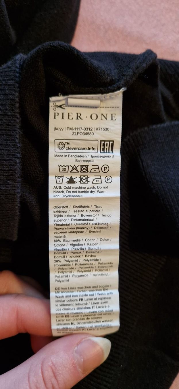 Maglioni & Felpe: Turtleneck Pullover schwarz – Usato da Frauenfeld venduto da jgh_gx6v 2