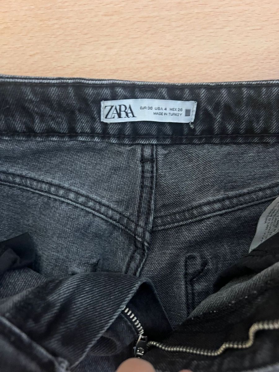 Jeans: Jean Noir Zara, Taille 36 – Usato da Hauterive NE venduto da Lipal 2