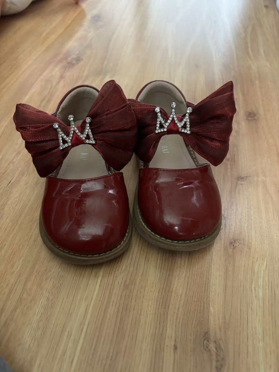 Scarpe per ragazze: Kinderschuhe – Usato da volketswil venduto da Sisi521