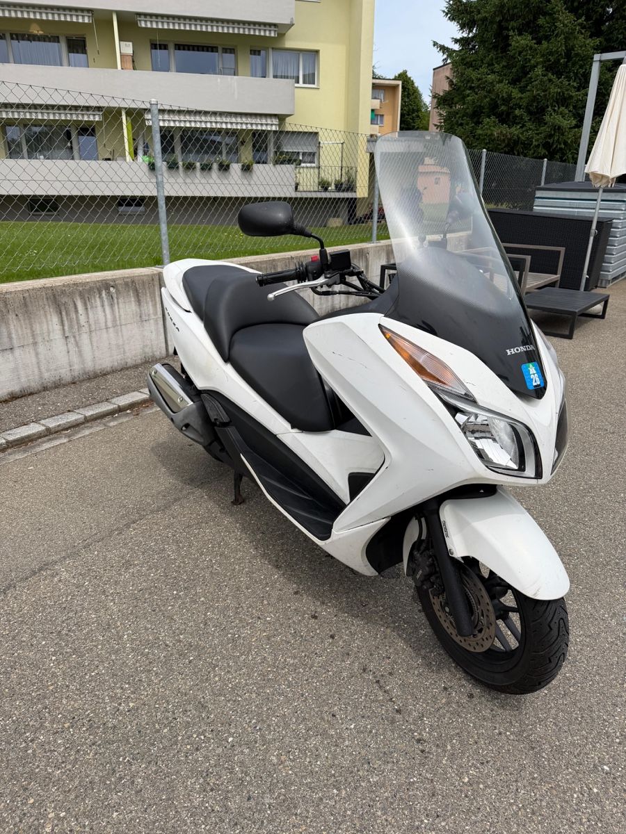 Honda Strada: Honda Forza 300 – Usato da Gossau SG venduto da jakob5.342 1