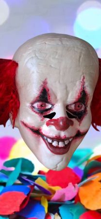 Clown Kostüm mit Maske in gebrauchtem Zustand