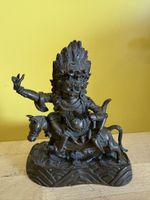 Bronzefigur Reiter auf Pferd mit Flammenhaube