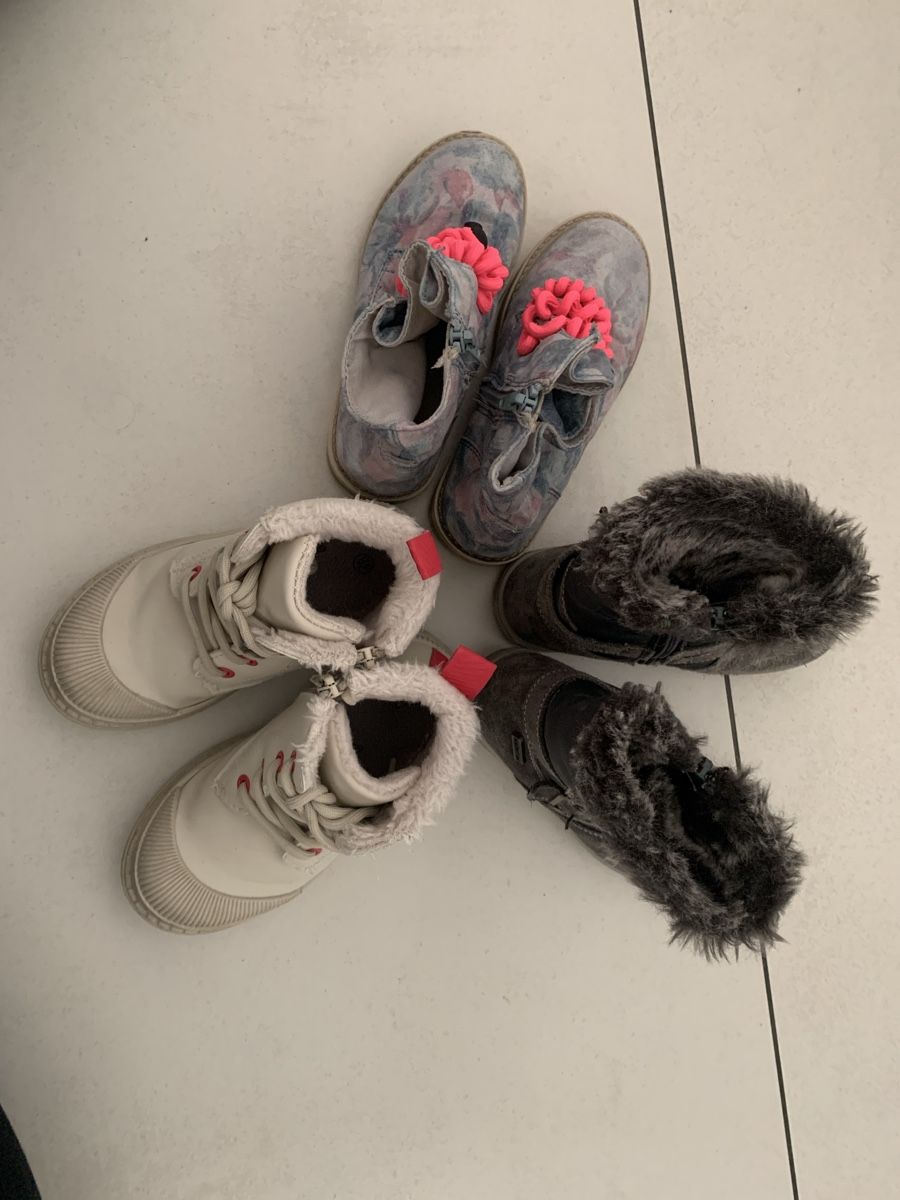 Scarpe per ragazze: 3 Paar Mädchen Herbst/Winter Schuhe, Gr. 26/27 – Usato da Baden venduto da nicolenia 4