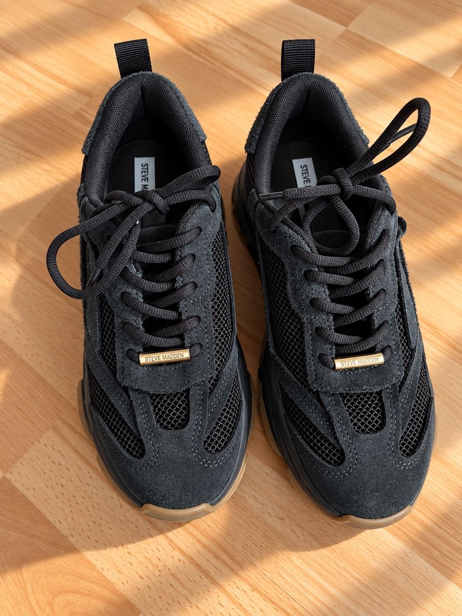 Steve Madden Damenschuhe: Sneaker Steve Madden Grösse 38 – Gebraucht aus Kirchberg BE von lea_kb6y 1