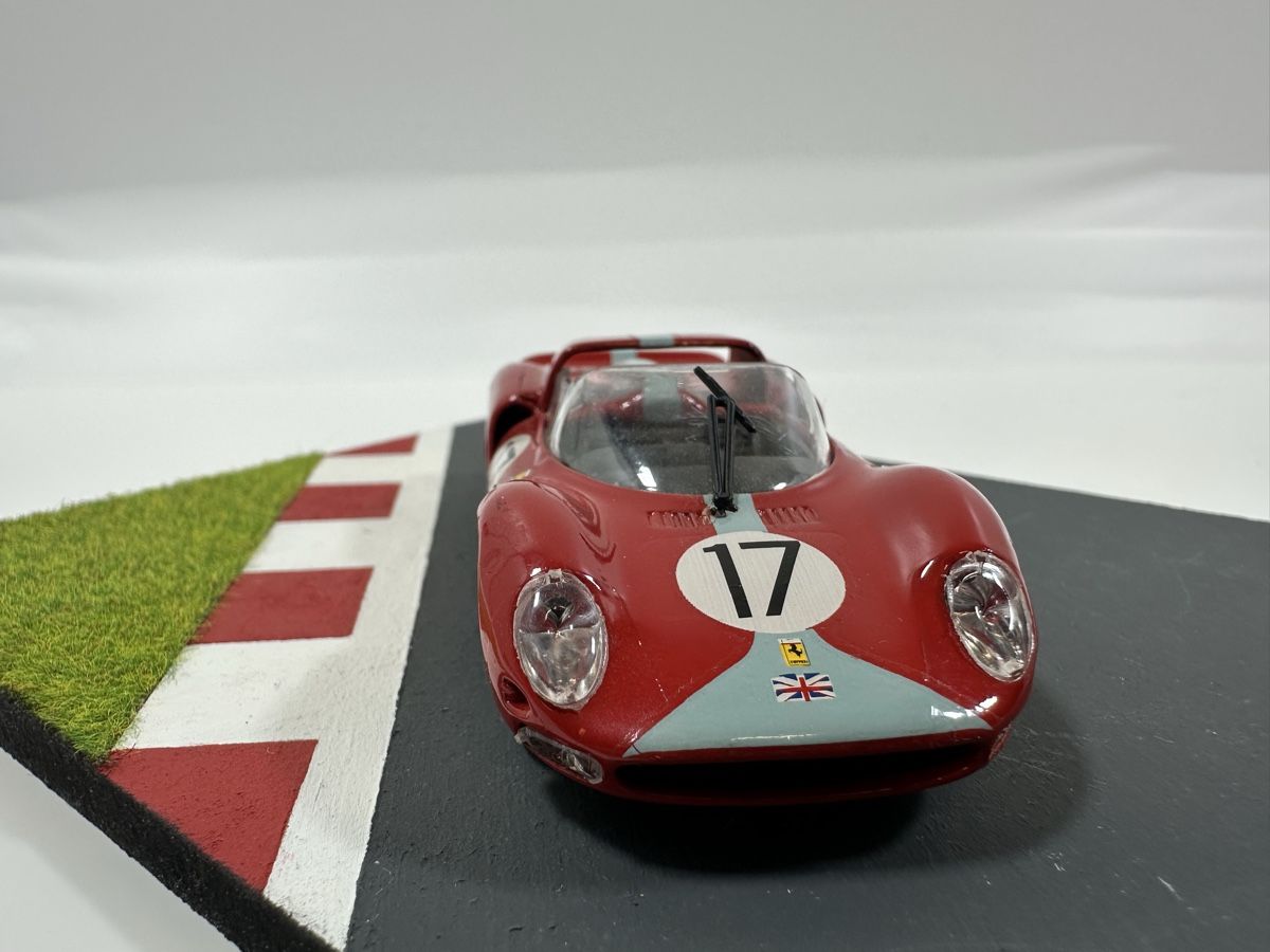 Ferrari Modellini d'auto: Ferrari 365 P2 1:43 Racing, MODEL BOX – Usato da Zofingen venduto da rf9_x2xt 6