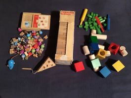 Holzspielzeug Set Bausteine und Kreisel Konvolut guter Zu...