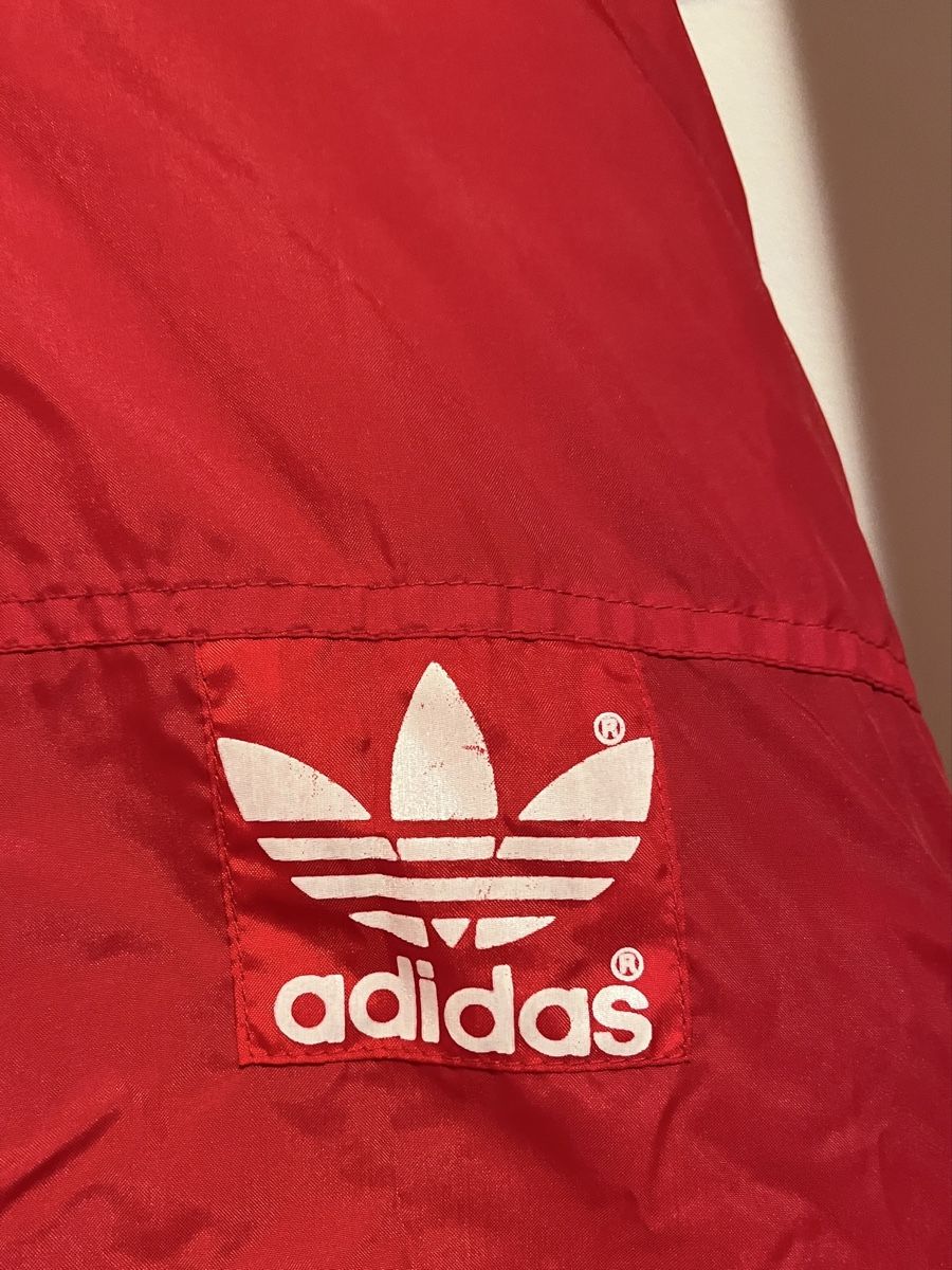 Adidas Giacche: Vintage Adidas Regenjacke – Usato da Samedan venduto da K7kgh 1
