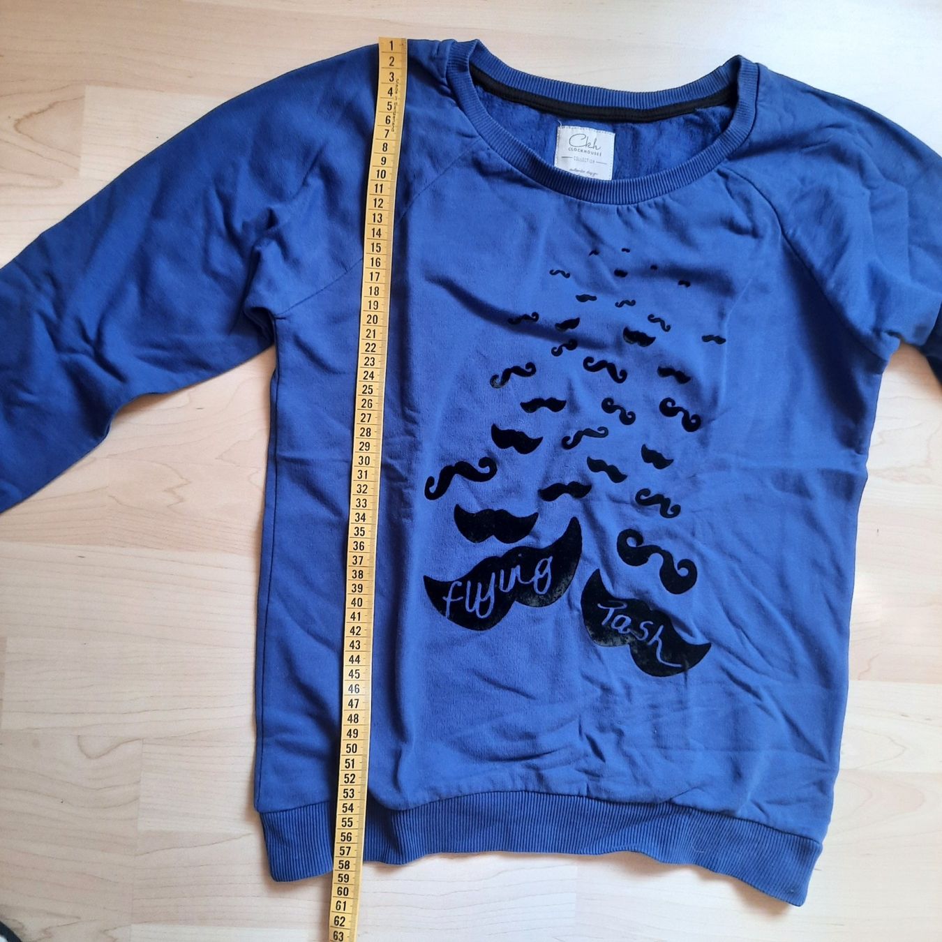 Pullover & Sweatshirts: Pullover – Gebraucht aus Hinwil von Zom 1