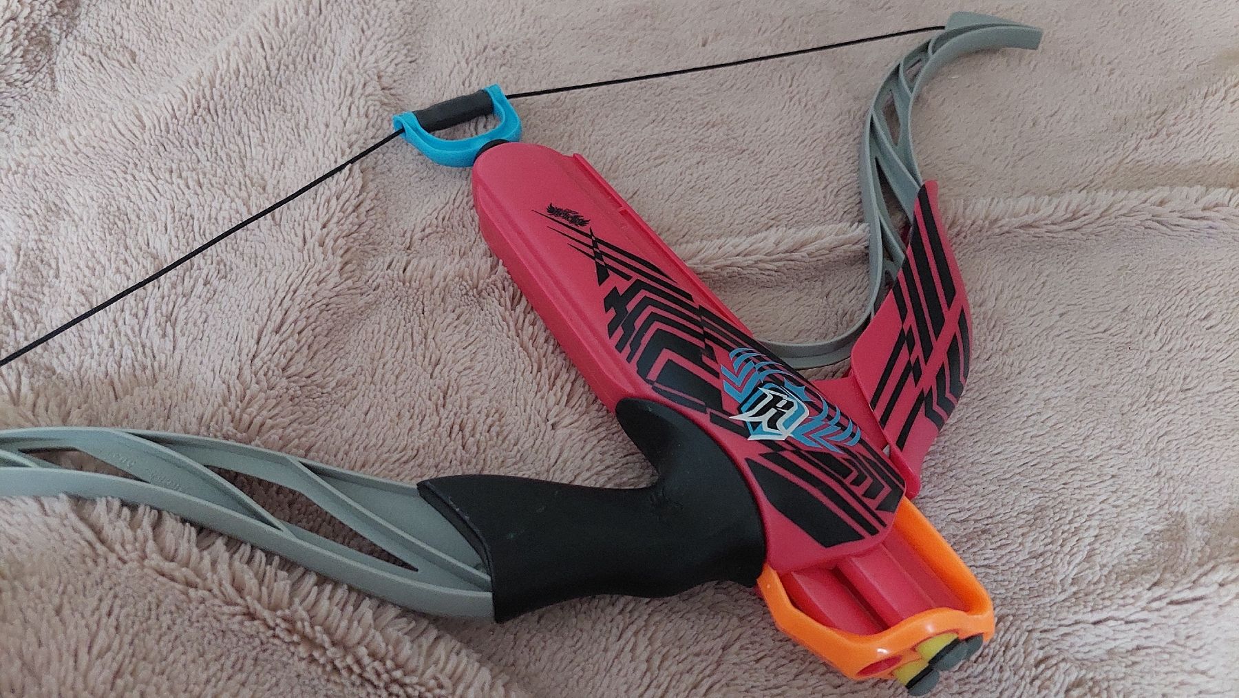 Nerf Giocattoli: Nerf Rebelle Strongheart/ Bow Blaster/Armbrust Mädchen Nerf – Usato da Basel venduto da O-MEGA 1