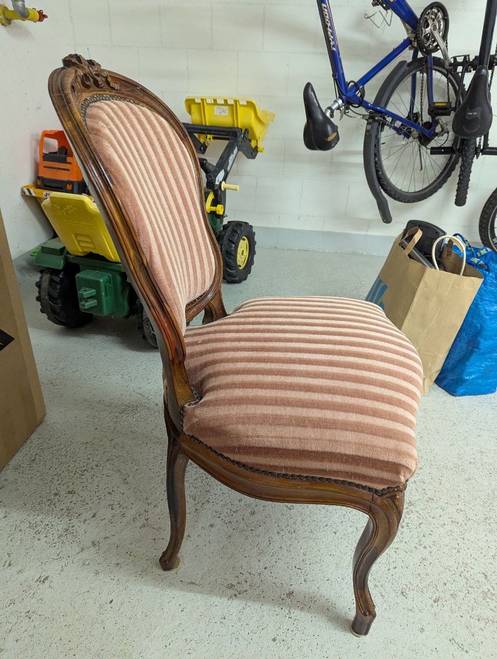 Stühle: Antiker Stuhl, Vintage Look! – Gebraucht aus Bätterkinden von mar_rxs5 1