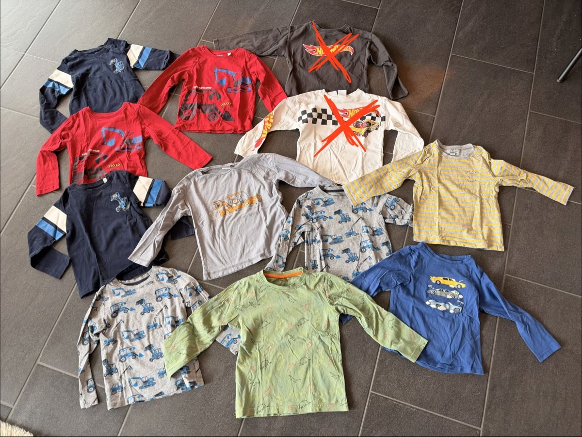 Lotti & Set di vestiti: Kleiderpaket Jungs 98/104 – Usato da Hombrechtikon venduto da winterhaesli 3