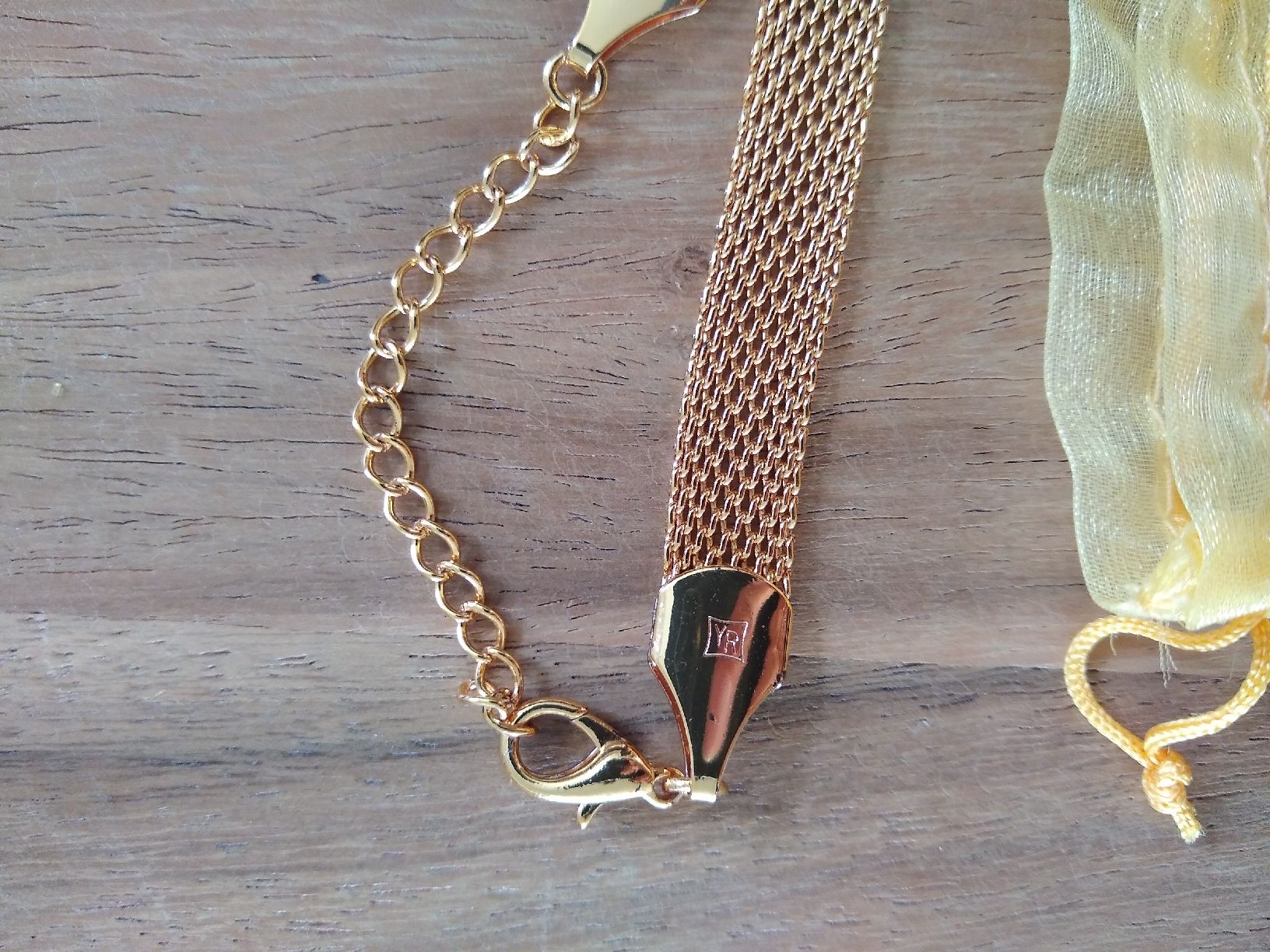 Bracciali & Braccialetti: Bracelet gold looking - not real – Usato da Dübendorf venduto da LoRi-2026 1