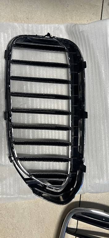 Alle Autoersatzteile: BMW Nieren Grill Orginal in Chrom – Gebraucht aus Lufingen von Kasti92 2