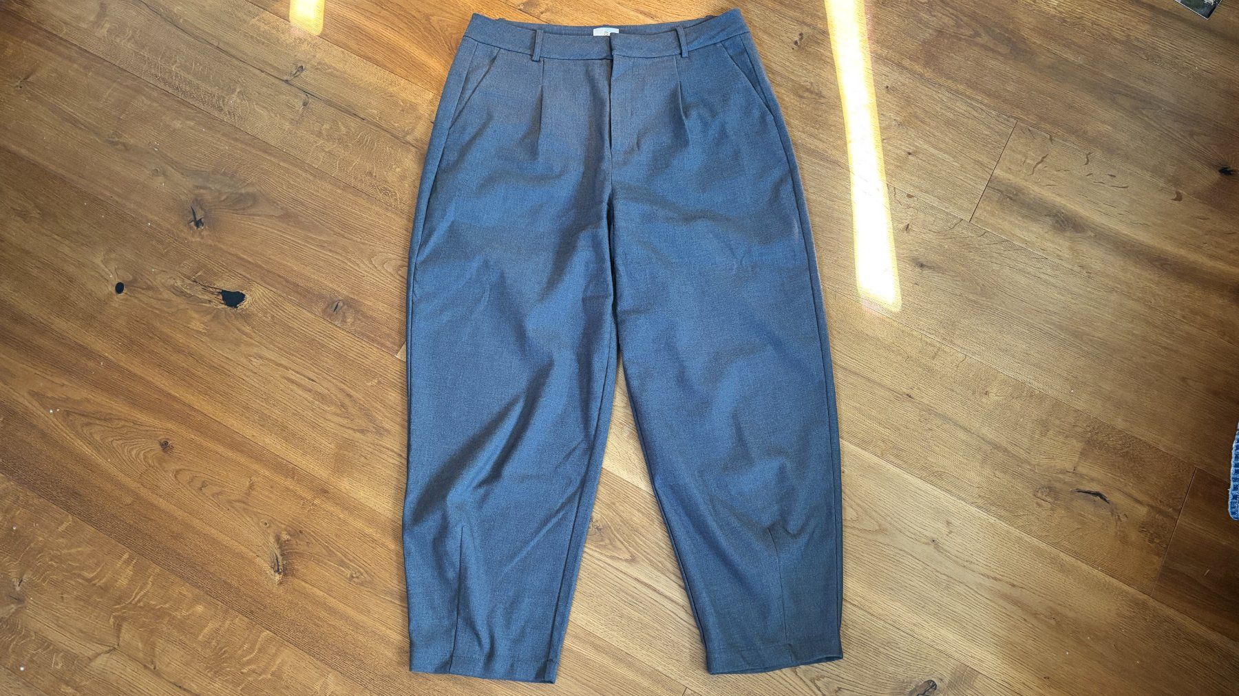 Pantaloni: Kaffe Stoffhose, grau, 42 – Usato da Spiegel b. Bern venduto da Laystyx