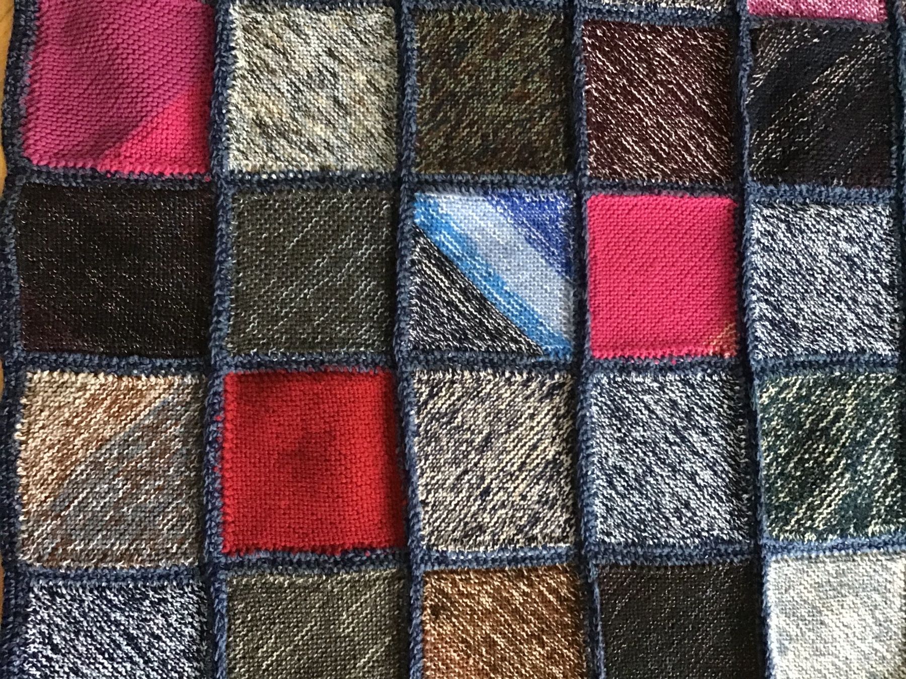 Decken: gestrickte Wolldecke – Neu (gemäss Beschreibung) aus Widnau von stiinli 1