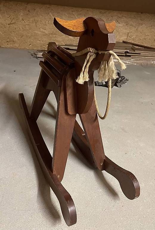 Jouets: Cheval à bascule en bois vintage – D'occasion à Crissier par Joelmessa2