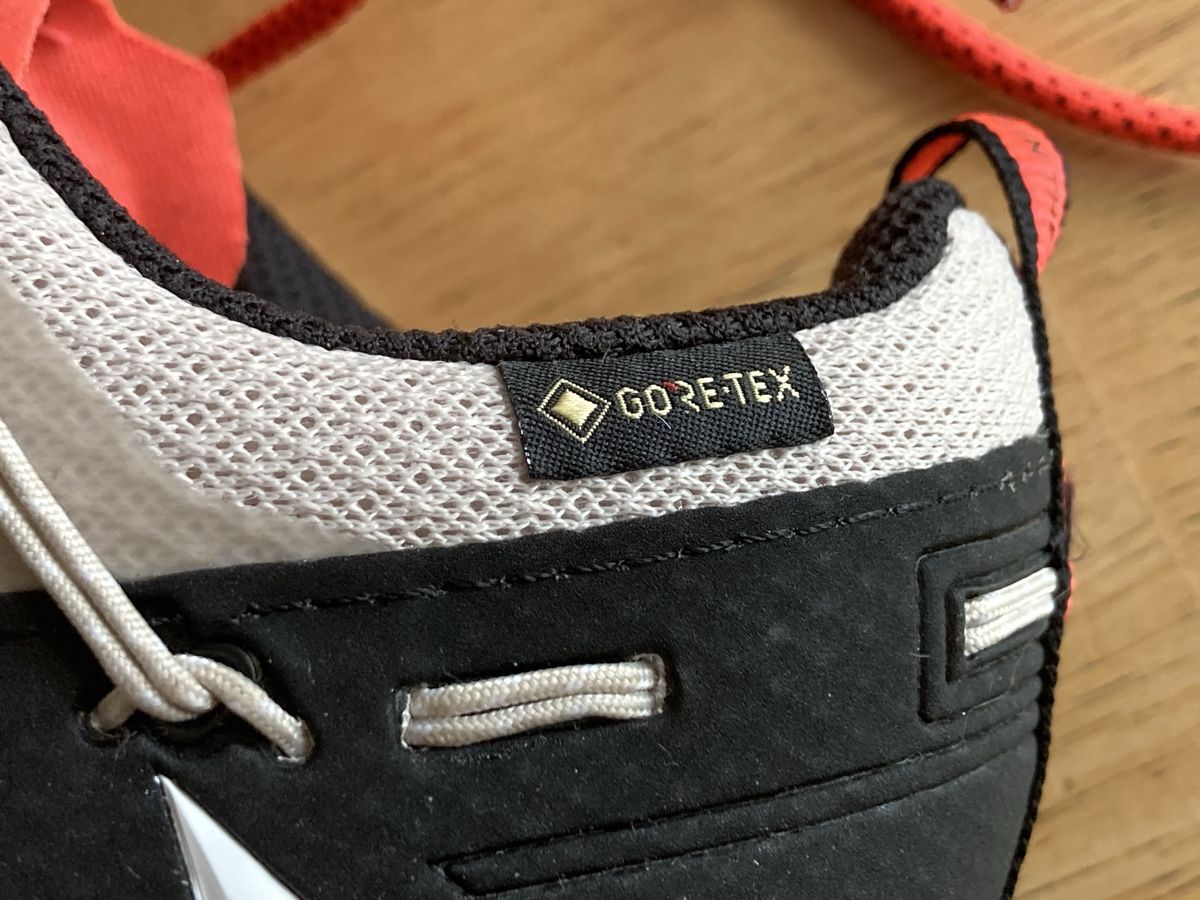 Salewa Chaussures femmes: Salewa Berg-/Wanderschuhe Wildfire 2 GTX – Neuf (Voir description) à Affoltern am Albis par rollotomasi 4