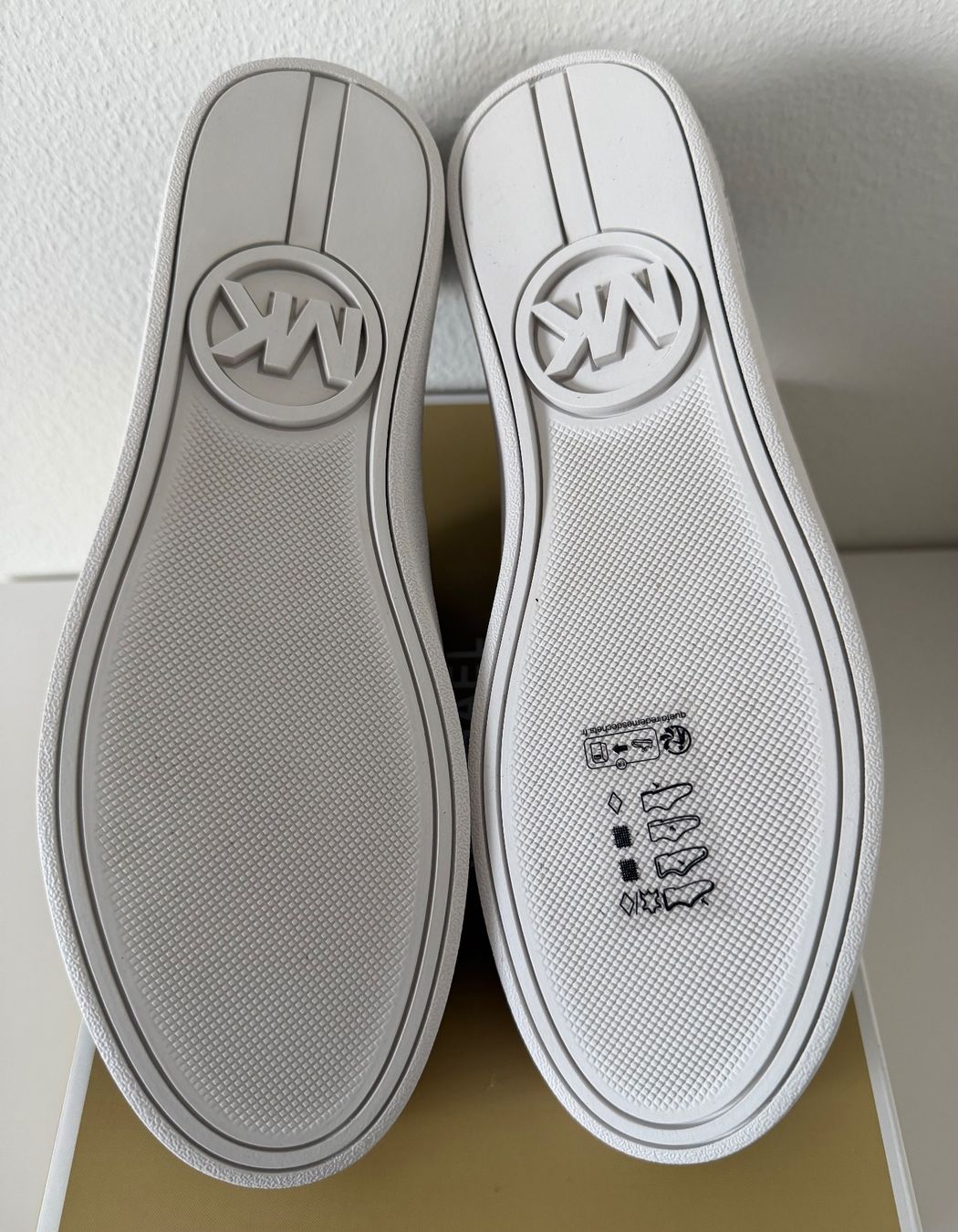Michael Kors Scarpe da donna: Michael Kors Original Leder Sneaker  Gr. 37 – Nuovo e nell'imballaggio originale da Zürich venduto da Kue_Zuerich 5