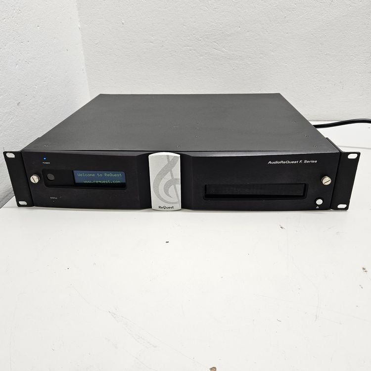 Lettore multimediale & Streamer: Audiorequest F. Series – Usato da Niederdorf venduto da LeptonAG 1