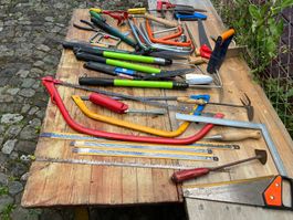 Diverse Werzeuge für Haus und Garten