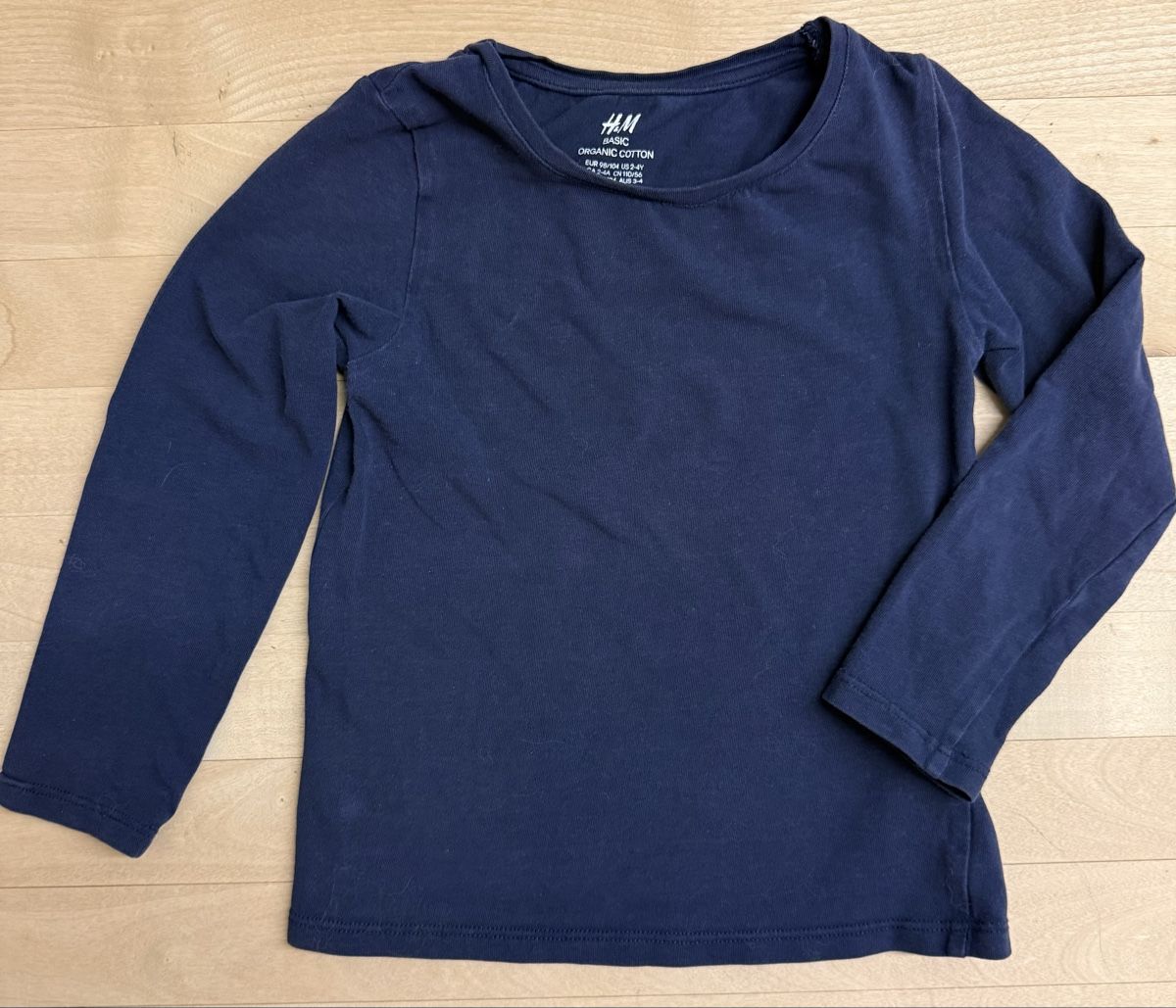 H&M Pulls et sweat-shirts: H&M Basic Langarmshirt Gr. 98/104 Bio-Baumwolle dunkelblau – Neuf (Voir description) à Lyss par Sibella56