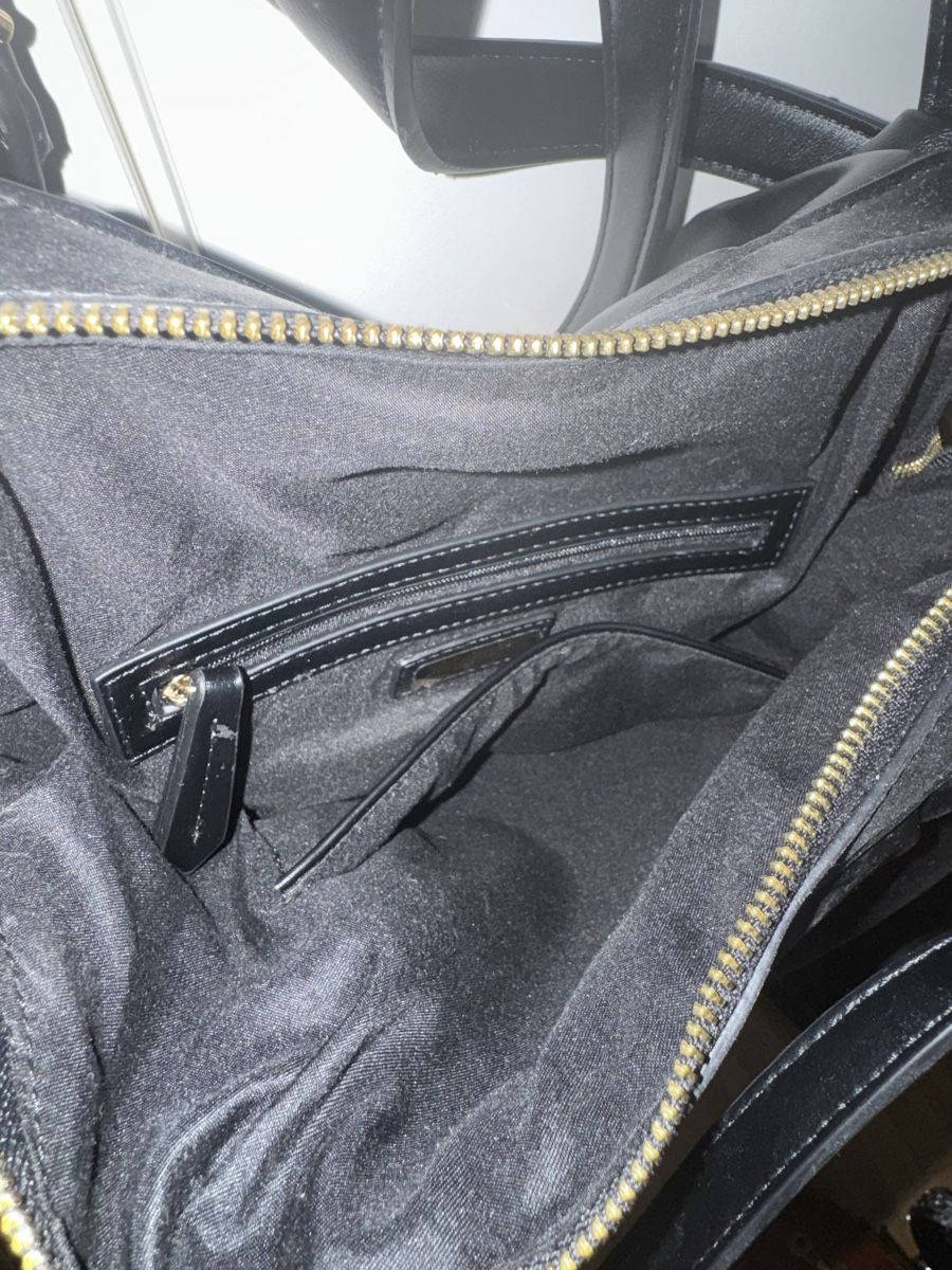 Valentino Borse da donna: Sac à main Valentino noir élégant – Nuovo (secondo la descrizione) da Meyrin venduto da mai_pl7s 1