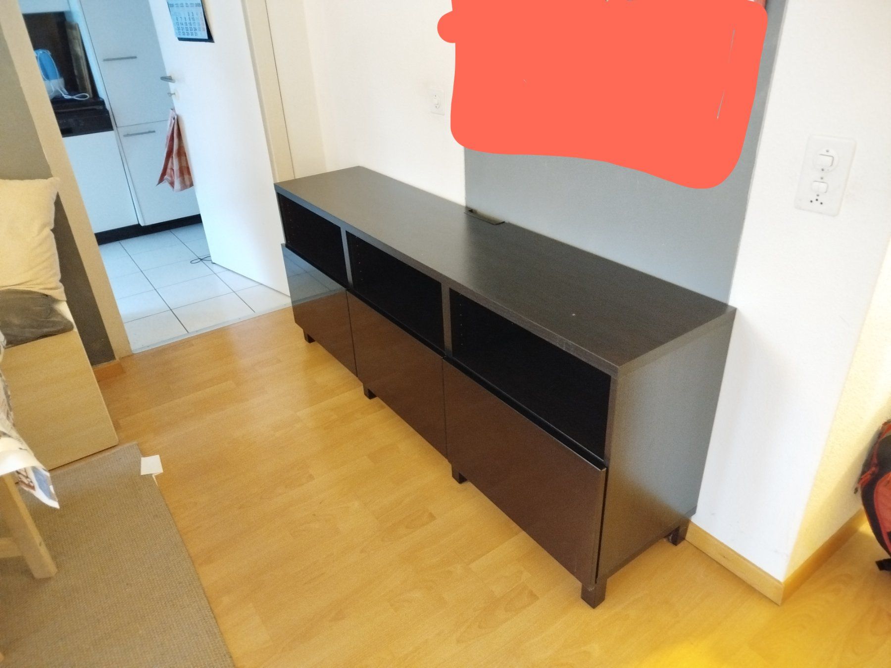 Cassettiere: Schwarze TV-Kommode mit 3 geräumigen Schubladen – Usato da Horw venduto da ces_lf82 1