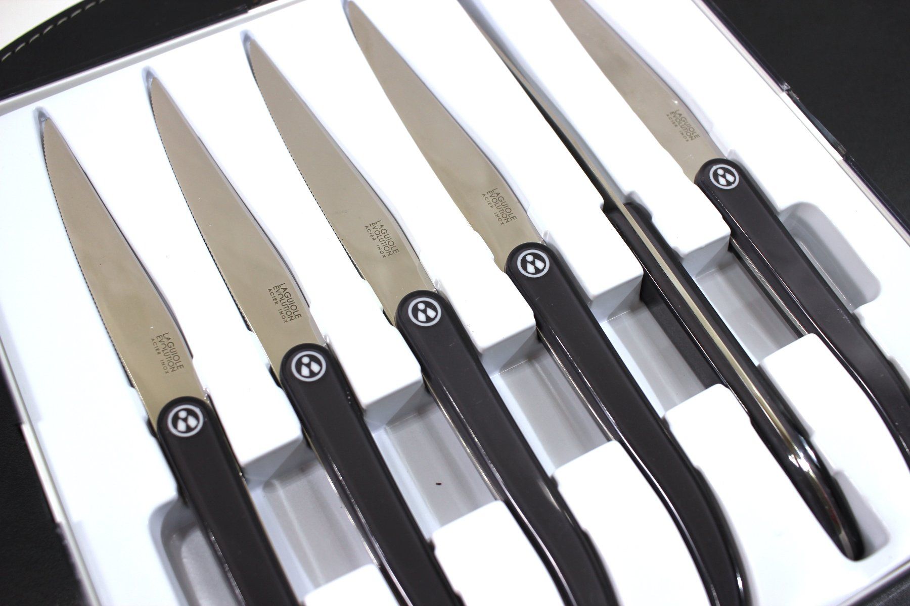 Laguiole Coltelli: Steakmesser 6er-Set in Geschenkbox - AUSWAHL – Nuovo e nell'imballaggio originale da Kägiswil venduto da nick333 3