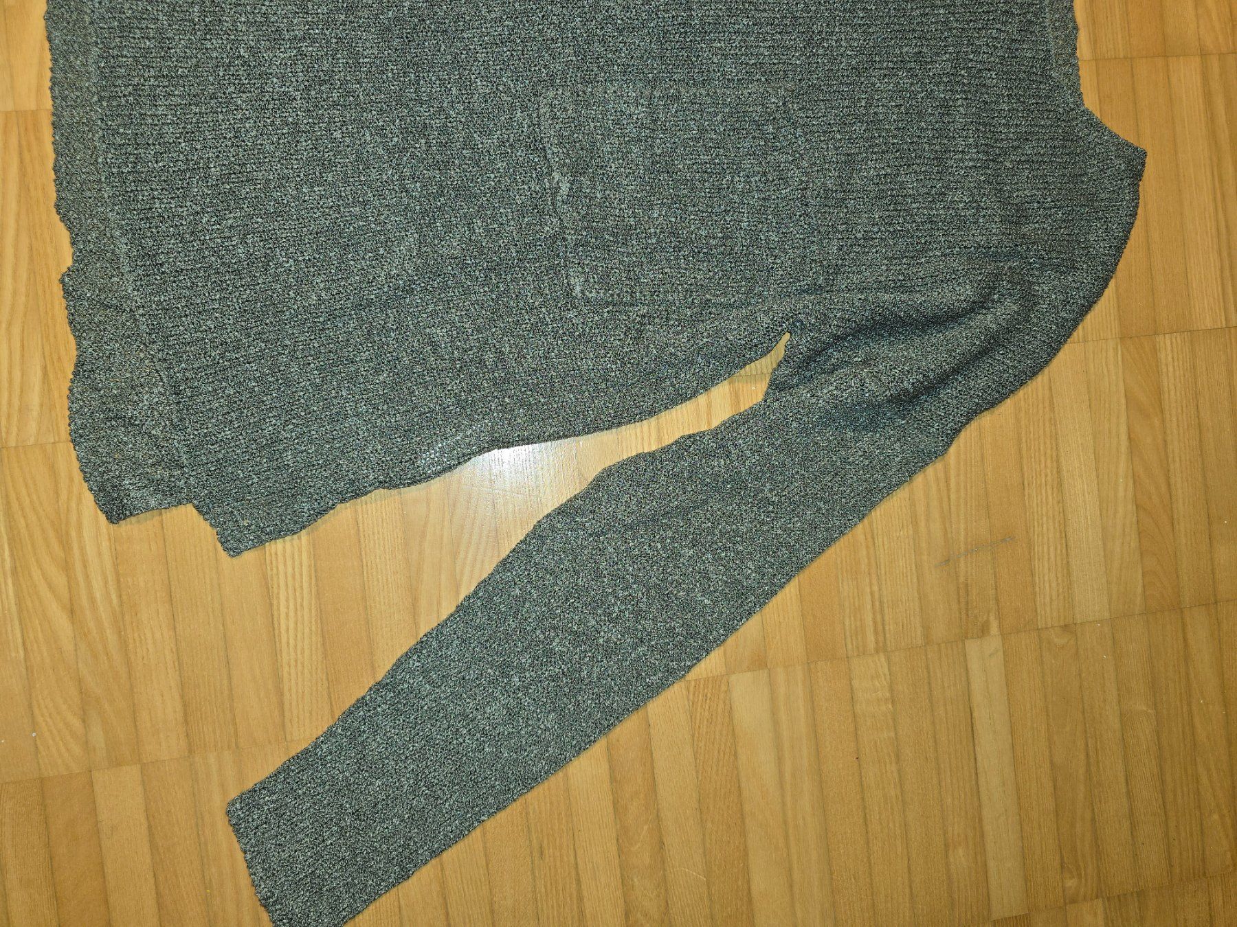 Pulls & Sweat-shirts: Strickpullover, Farbe hellolive, Grösse XS – D'occasion à St. Gallen par A.W.128 1