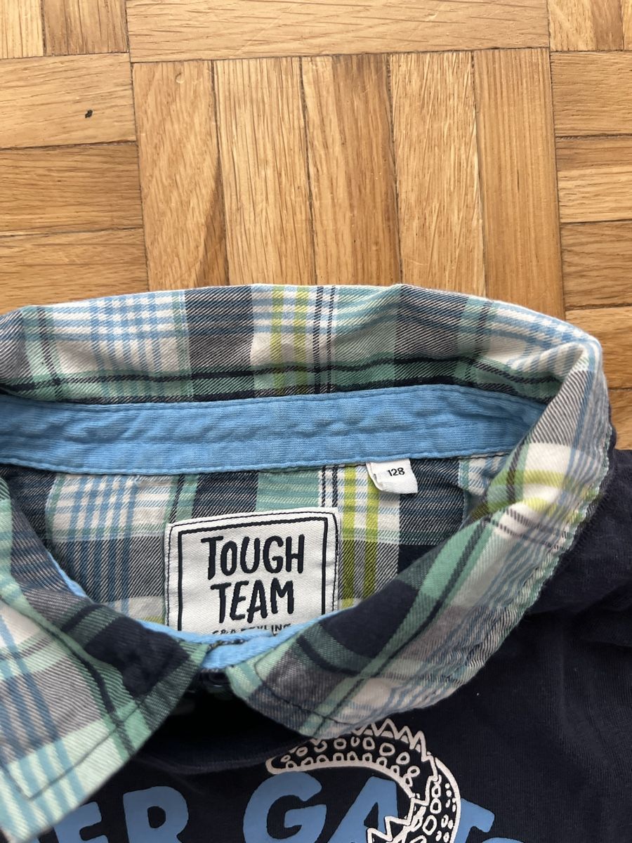 Camicie, T-shirt & Polo: T-Shirt Gr. 128 – Usato da Zuchwil venduto da Commander0 1