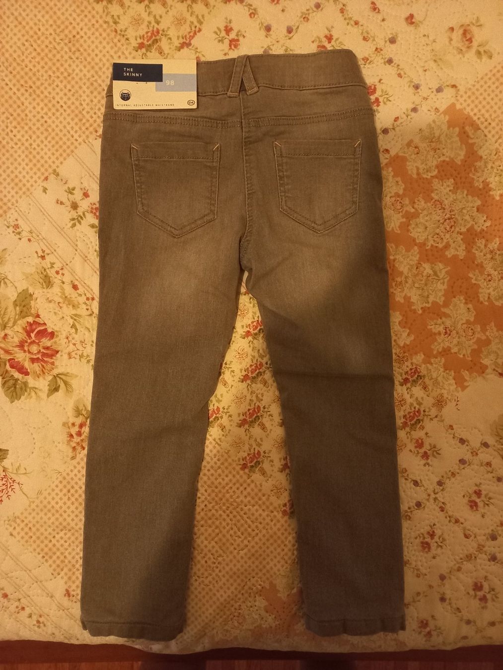 C&A Hosen: Hose und Oberteil – Neu und originalverpackt aus Basel von zaa_7ft5 7