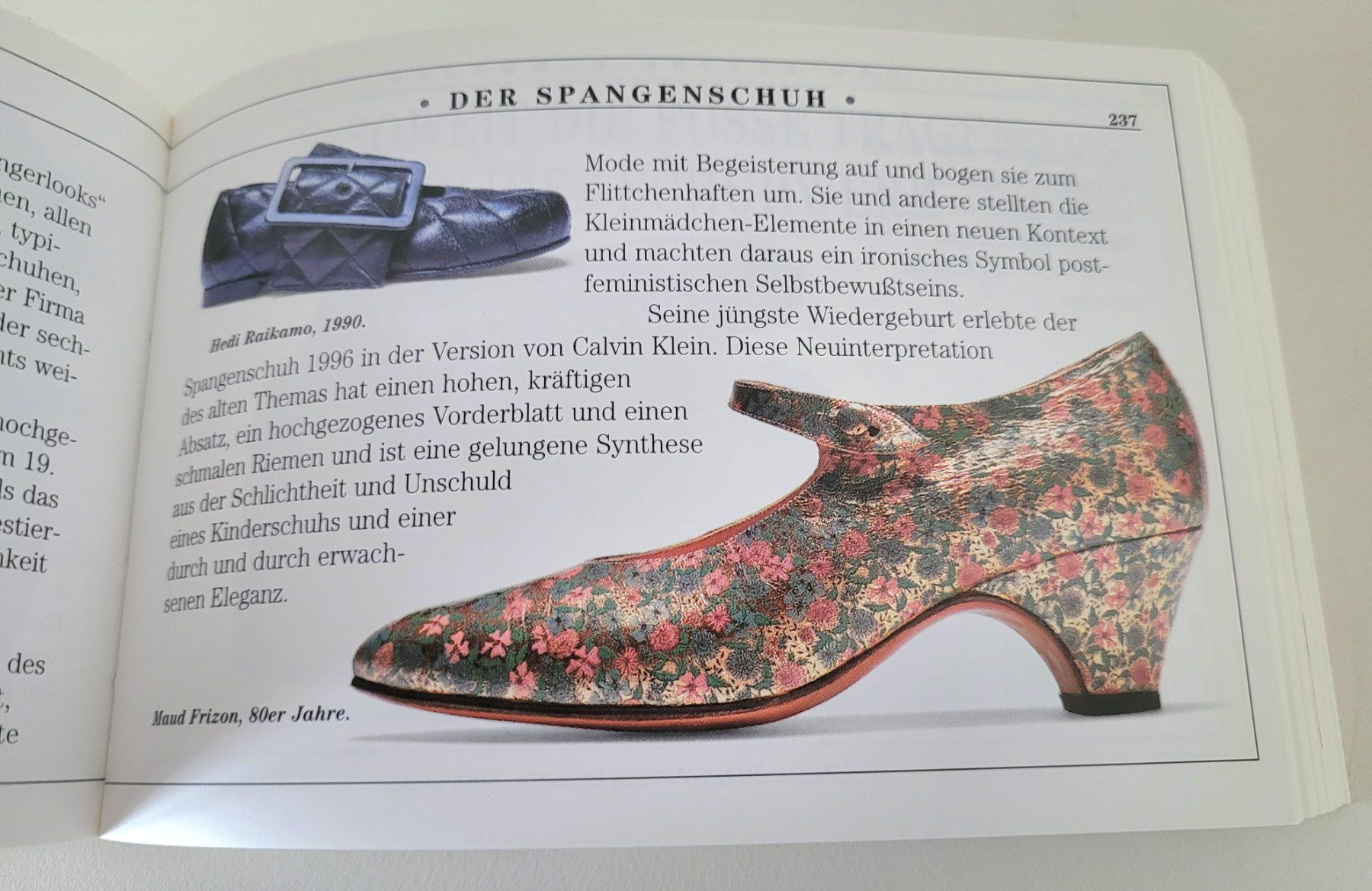 Bücher: SCHUHE Eine Hommage... – Gebraucht aus Oberuzwil von rtr_wp6m 3