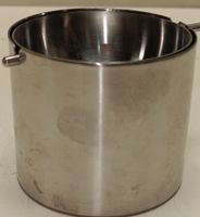 Aschenbecher Metall rund mit Drücker (em80)