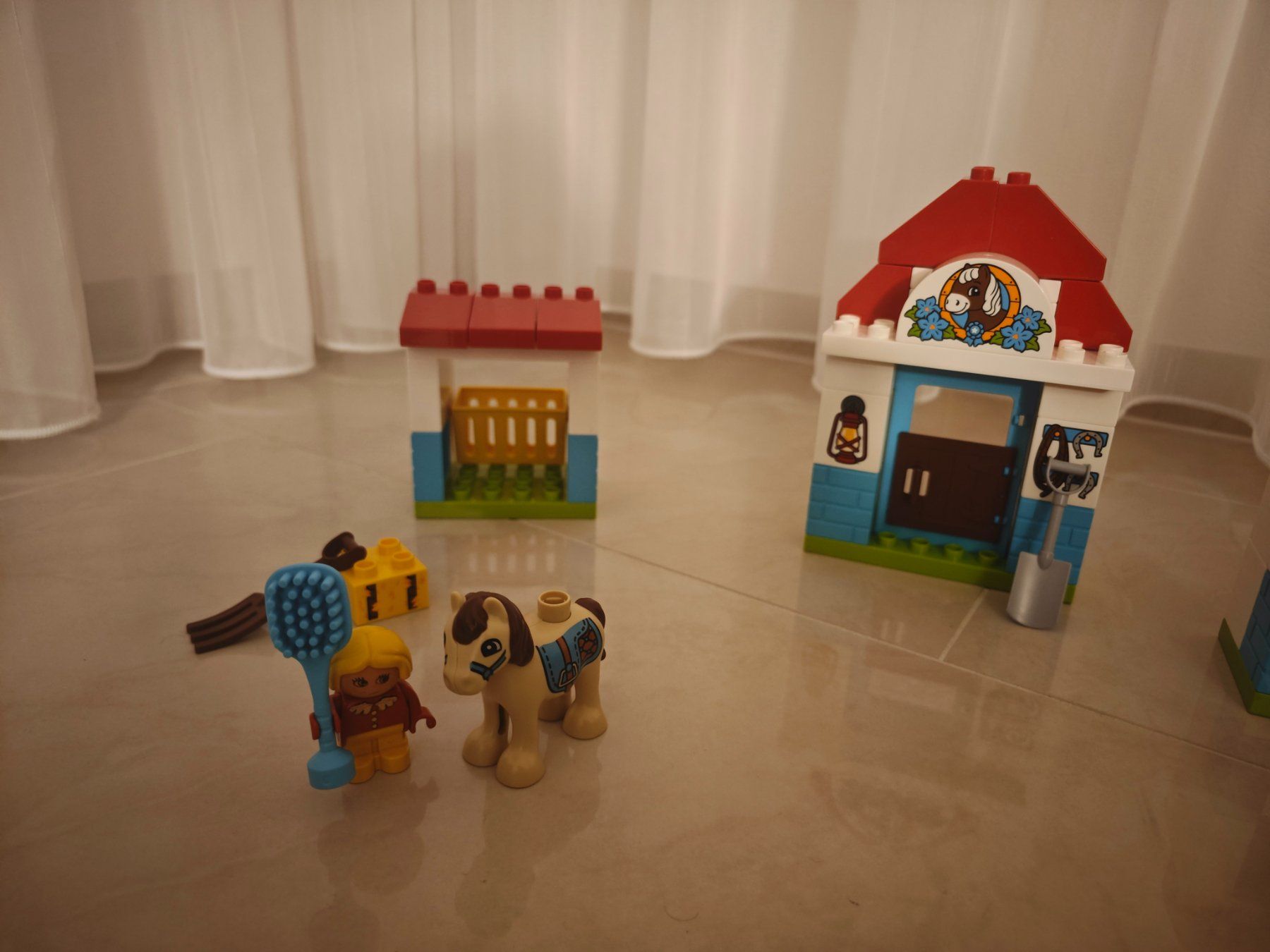 Lego Giocattoli: Lego Duplo Pferdestall – Usato da Jona venduto da Wellisi 2