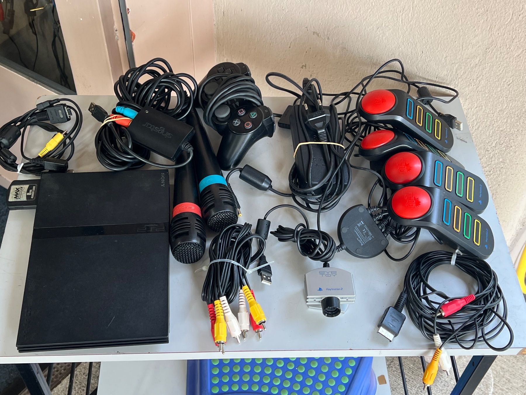 Sony Console: Playstation 2 Singstar Bundle mit Zubehör gebraucht – Usato da Gebenstorf venduto da Secondtronik 6