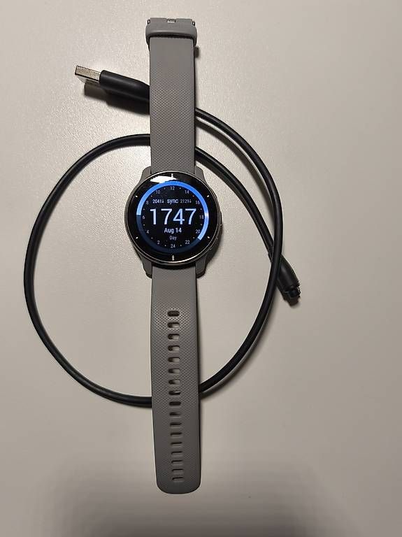 Smartwatch: Garmin Venu 2 Plus (Silber / Hellgrau) – Gebraucht aus Tuggen von kon_xtg7