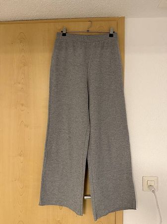 Graue Zara Strickhose