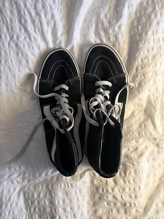 Chaussures hommes: Vans basket  – D'occasion à Genève par gab.ellaa 1