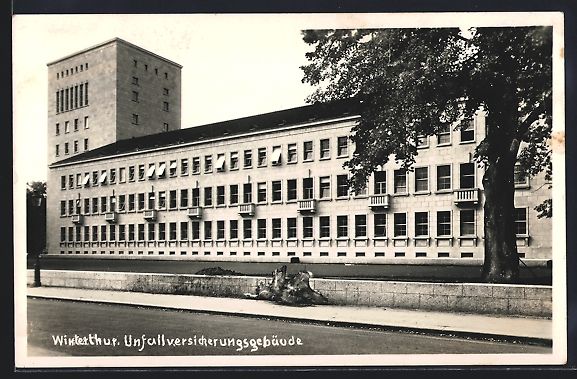 Cartes postales: Winterthur, Unfallversicherungsgebäude – D'occasion à Berlin par bartko-reher