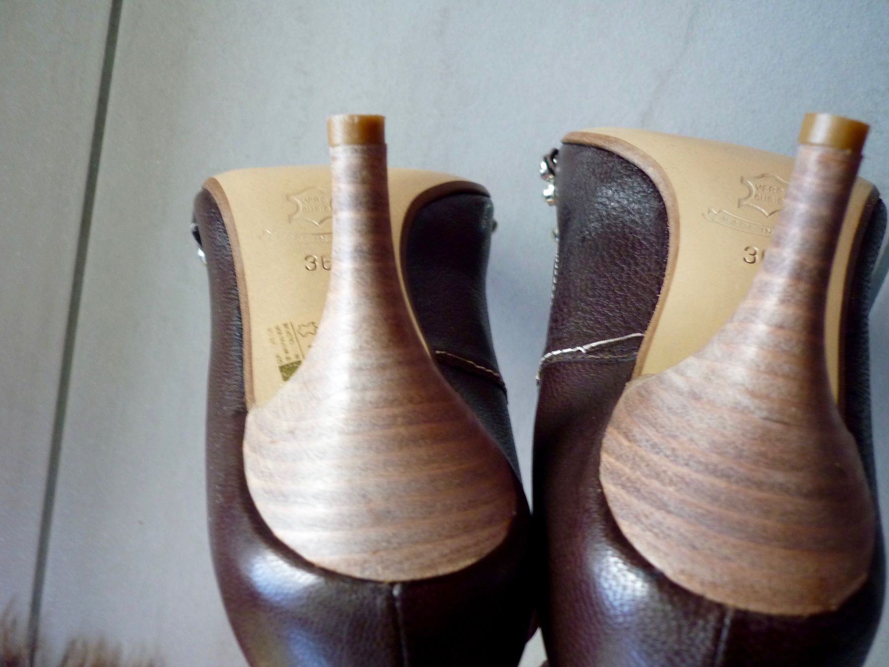 Chaussures femmes: Giulia Gabrielli Schuhe Gr.36 – D'occasion à Stetten AG par Hanya 2