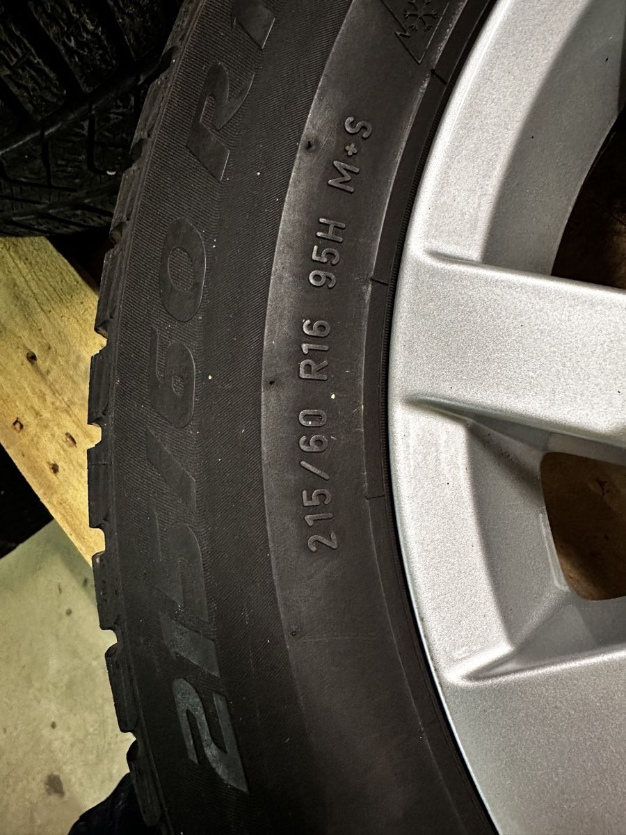 Volkswagen Jantes: Roues VW R16 – D'occasion à Châtel-St-Denis par OTB 4