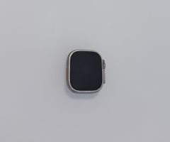 Apple Watch Ultra 1st Gen + Ladekabel + Armbänder 