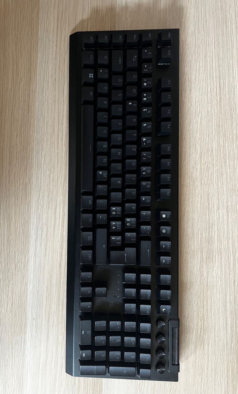 Razer Tastiere: Clavier Gaming Razer BlackWidow v4 – Usato da L’Etivaz venduto da lau_84 3