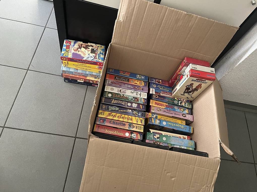 Toutes les VHS: VHS  – D'occasion à Chiasso par fairy81 1