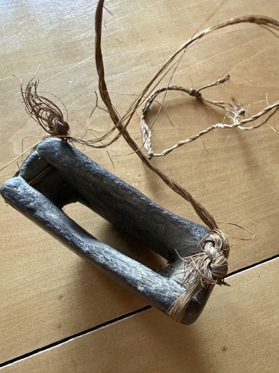Maschere: Amulette en bois sculpté ethnique – Usato da Les Bayards venduto da aout 3
