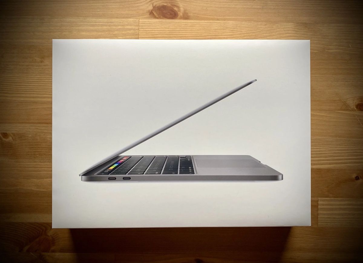 Apple Notebooks: Mcbook PRO 2020 Intel – Gebraucht aus Basel von azb_tb6b