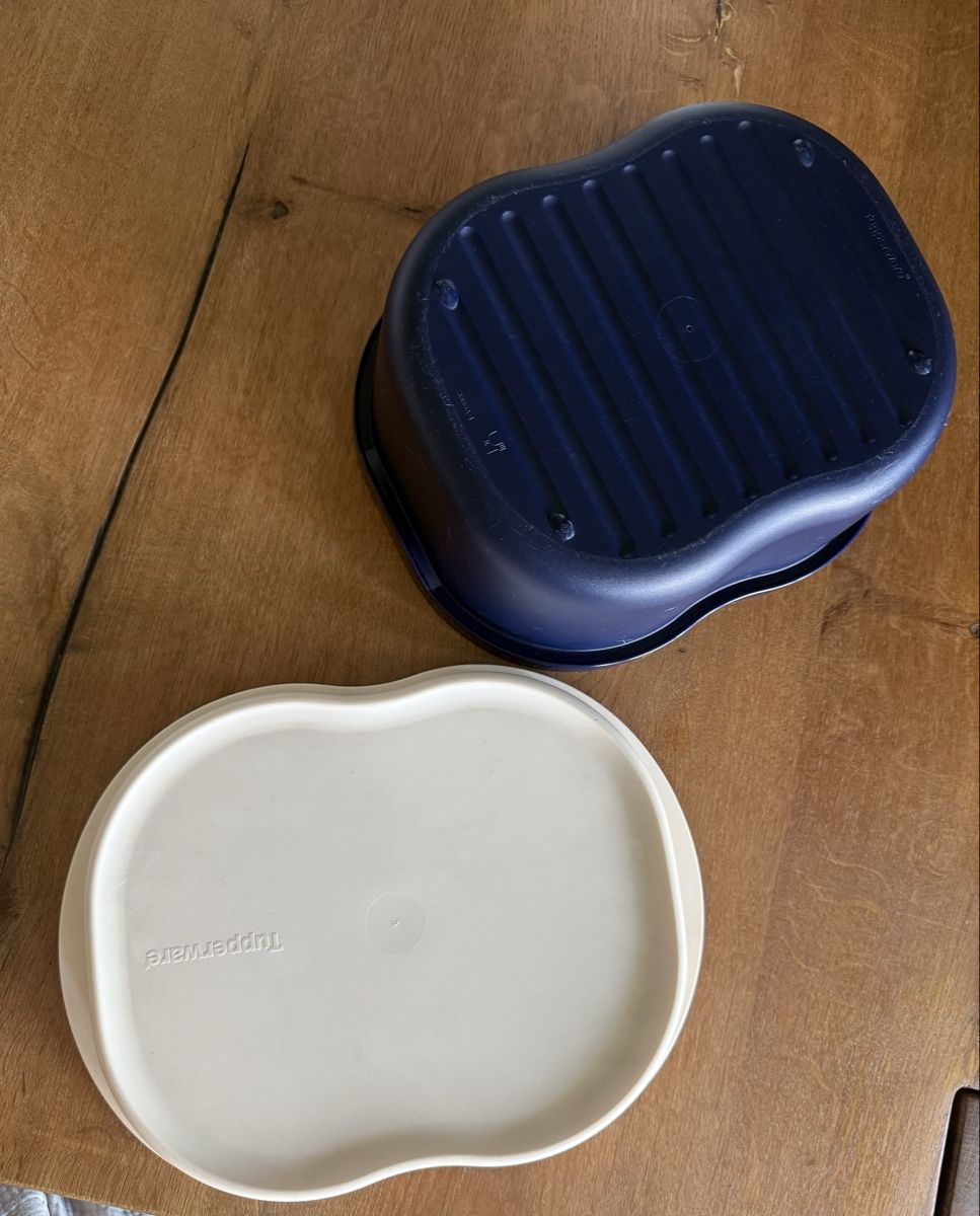 Recipients et similaires: Tupperware Aufbewahrungsbox/Brotkasten – Neuf (Voir description) à Perlen par SPICE24
